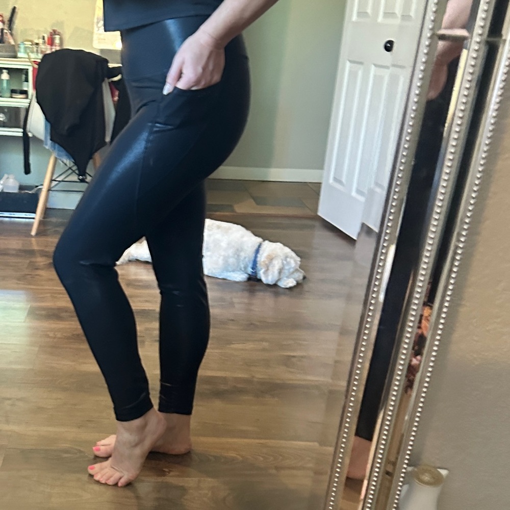 Old Navy black glitter leggings